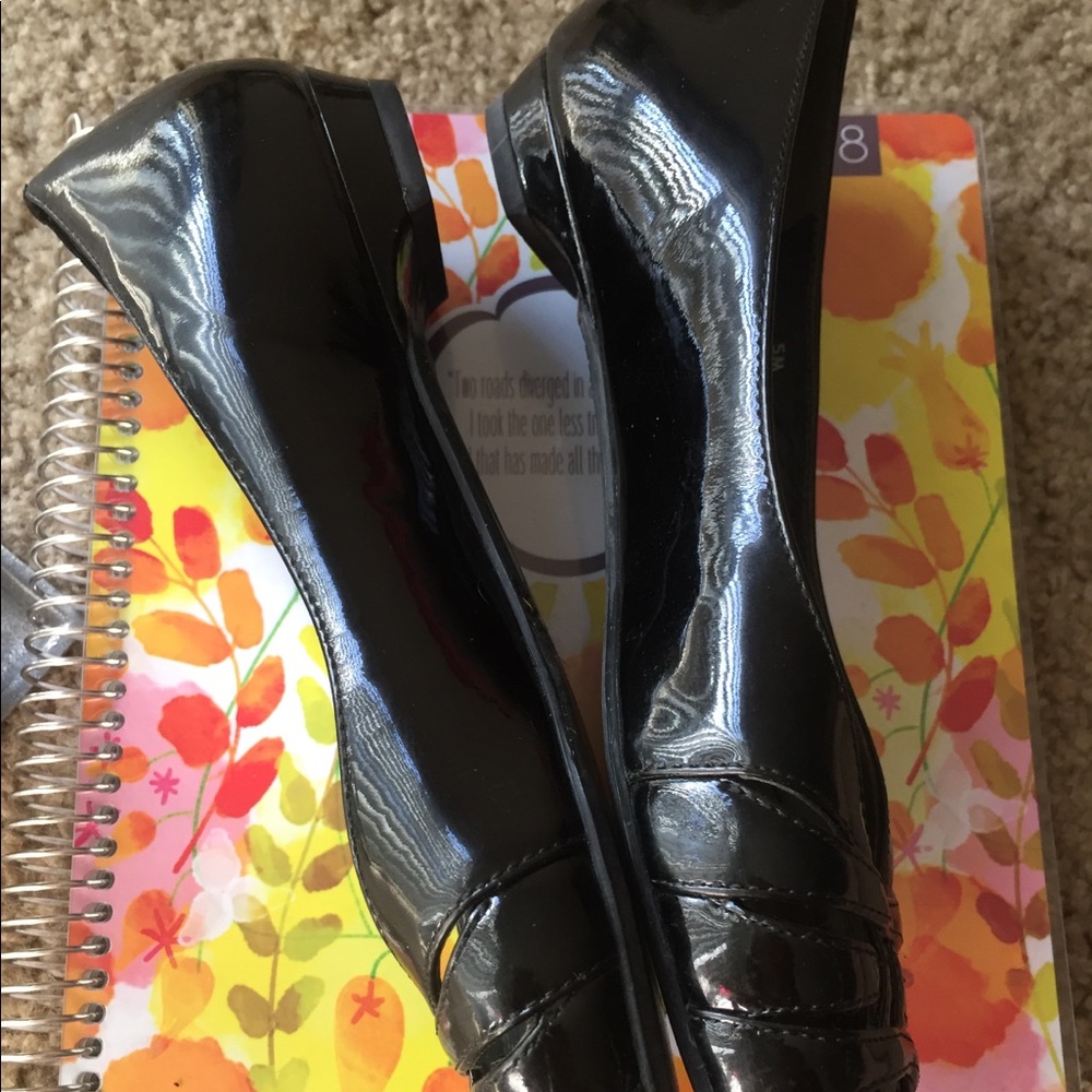 Stuart Weitzman Exflat Peep Toe Flat - image 4